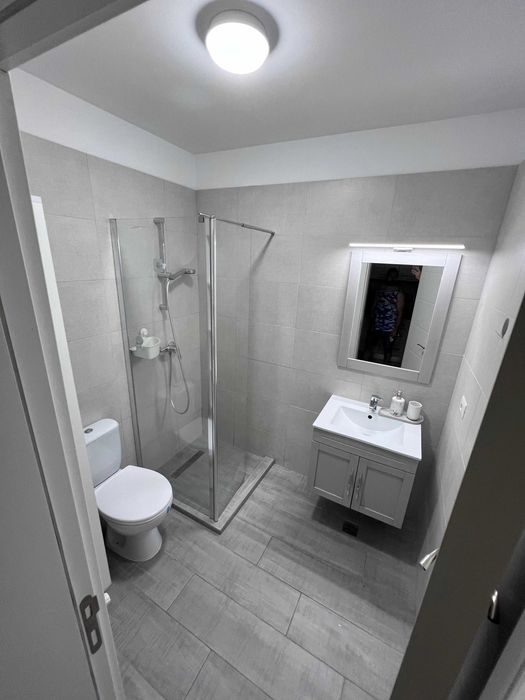 Inchiriez Apartament