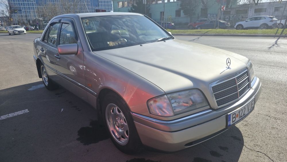 Mercedes w202 C180 Elegance, an fabricatie 1993