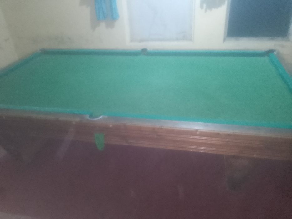 билиард стол сотилади
