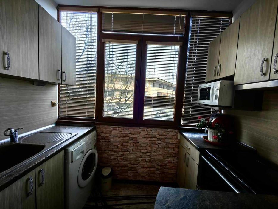 Продава се Двустаен апартамент в Разград, Център - 54 кв.м за 1747 €/кв.м - Снимка #6