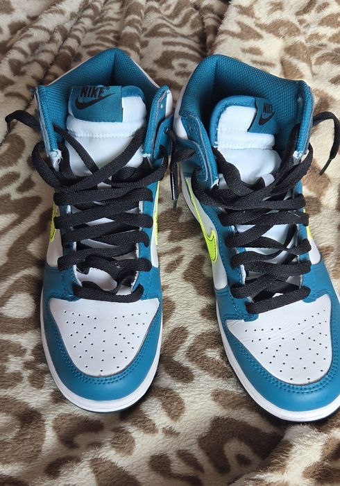 Високи кецове Nike ,38,5 номер