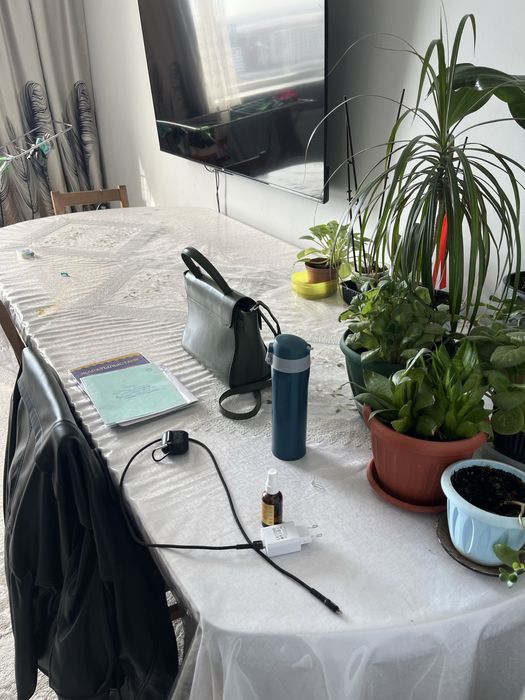 Стол для зала гостинная