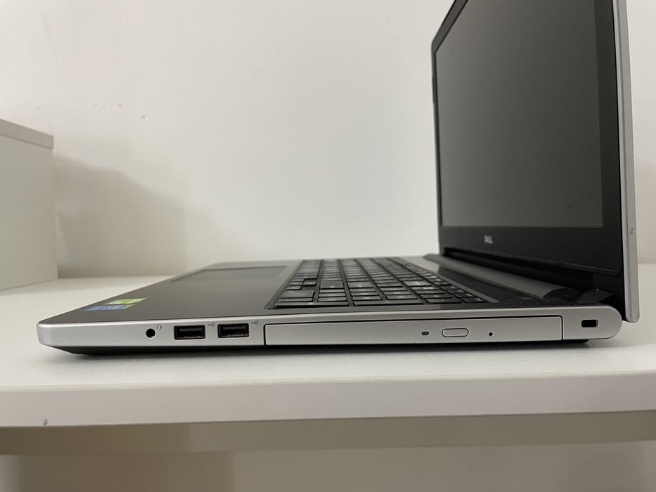 Ноут Dell Inspiron Core i7 Geforce 920M