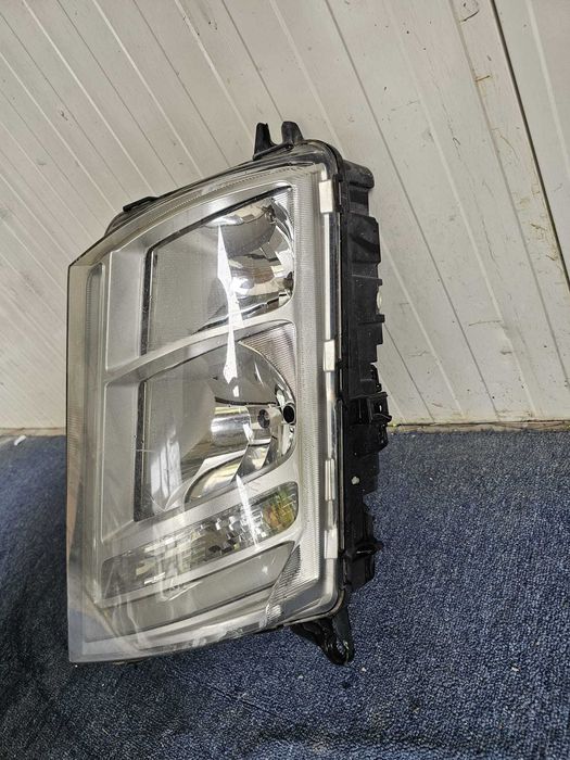 Far stanga H1/H7/LED/PY21W electric potrivit VOLVO FH II, FH16 II 2015