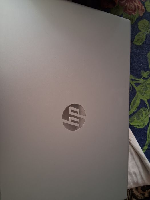 HP noutbook sotiladi