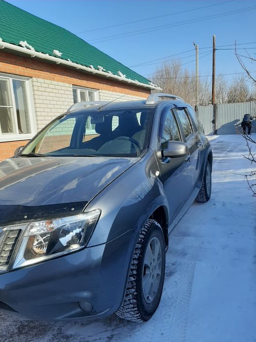 Автомобиль Nissan Tirrano