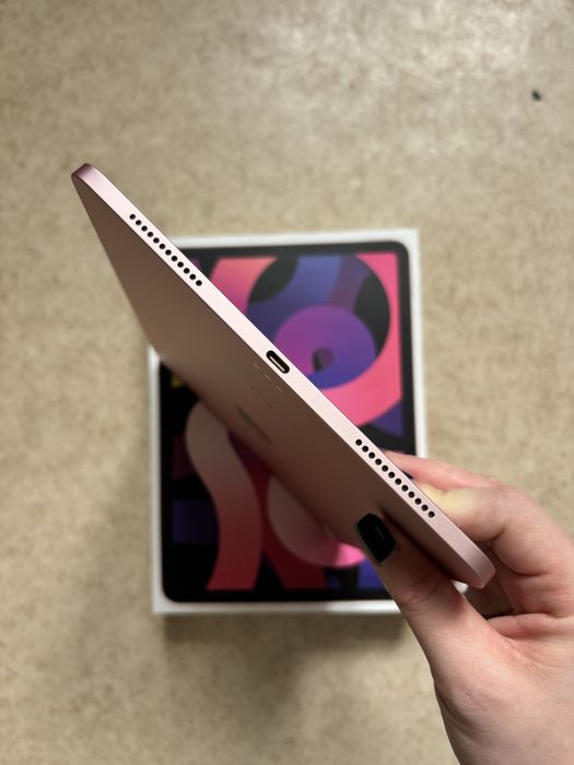 Apple iPad Air 4 10.9” 2020 4th Gen WiFi 64GB