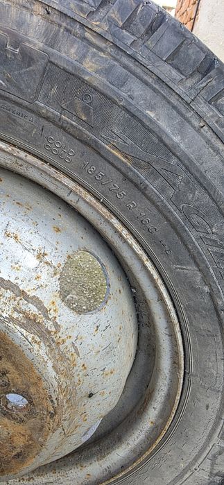 Гуми  за товарен автомобил