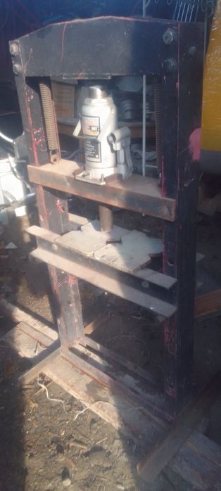 Пресс гидравлический