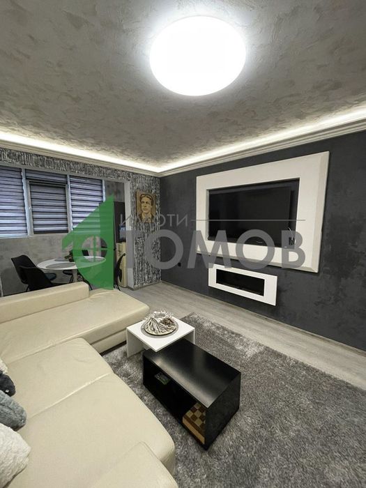 Продава се Тристаен апартамент в Шумен, Тракия - 67 кв.м за 1568 €/кв.м - Снимка #3