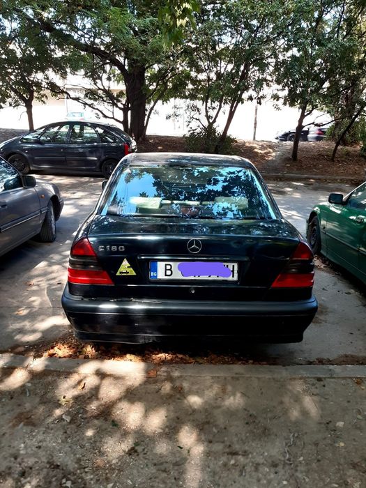 Части за w202 Мерцедес с180 Mercedes c180