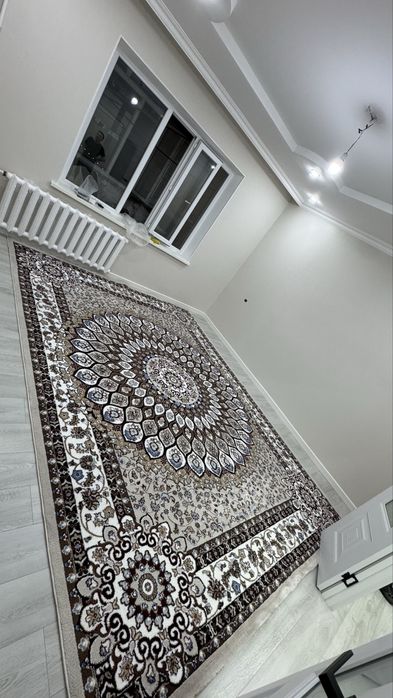 Продам ковер в хорошем состояний