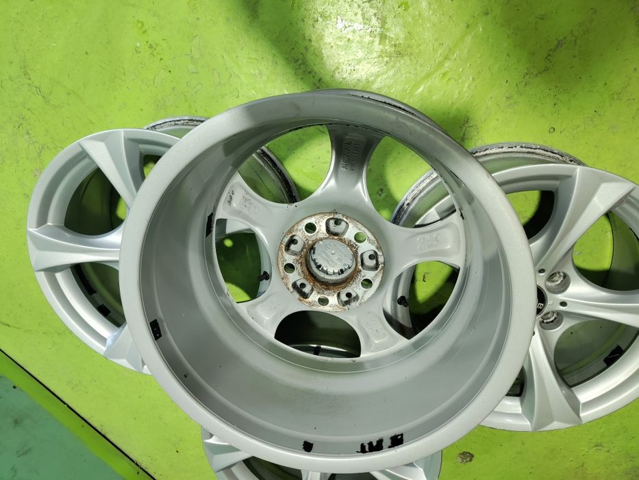 17 5x120 Bmw E90 лети джанти 5х120 бмв