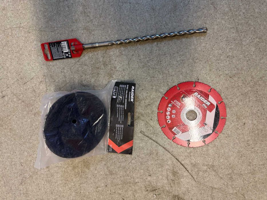 Диск за циркуляр/Стяга/Брадва/Чук гумен/Смукател/Трион/Ключ тръбен