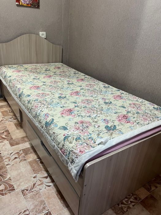 Кровать в отличном состоянии