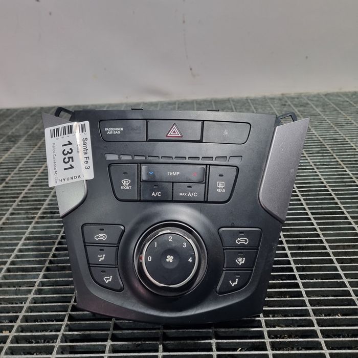 Panou Comanda AC Clima Hyundai Santa Fe 3 2012 - 2016 (1351) 972502W030 Garantie
