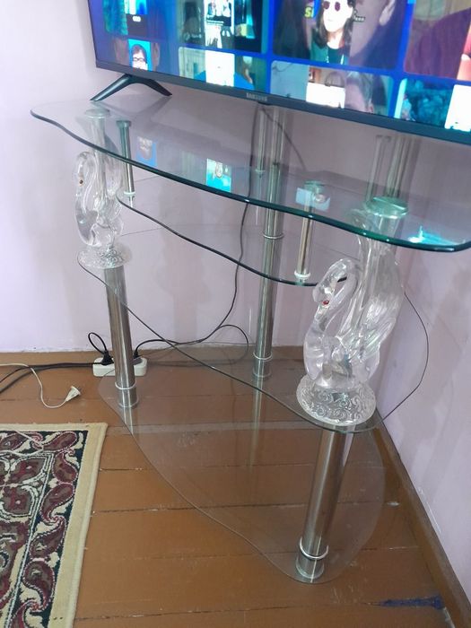 Подставка под телевизор