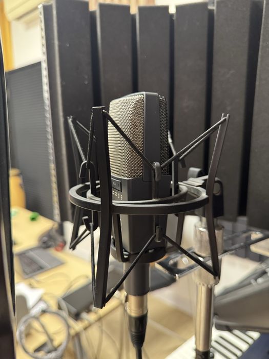 Микрофон AKG c 414