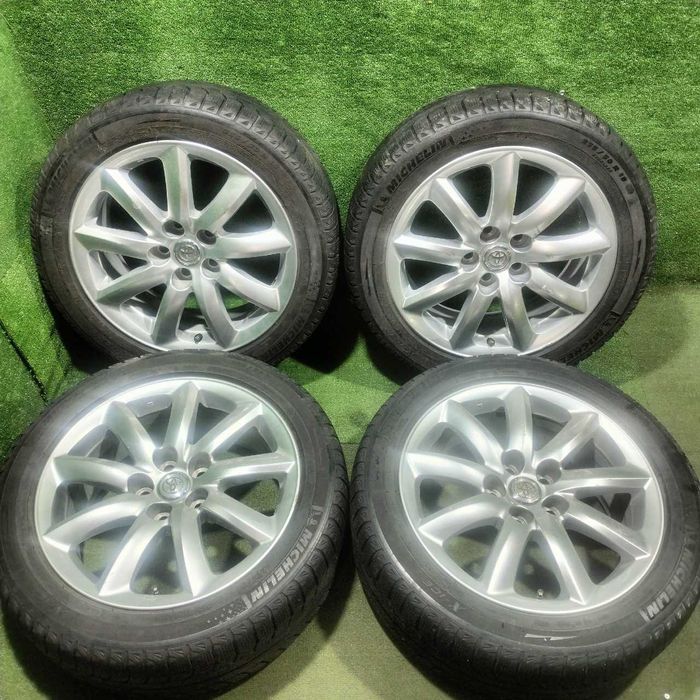 Продам Зимние шины с дисками 235/50 R18 PSD 5/120 Оригинал Lexus LS460