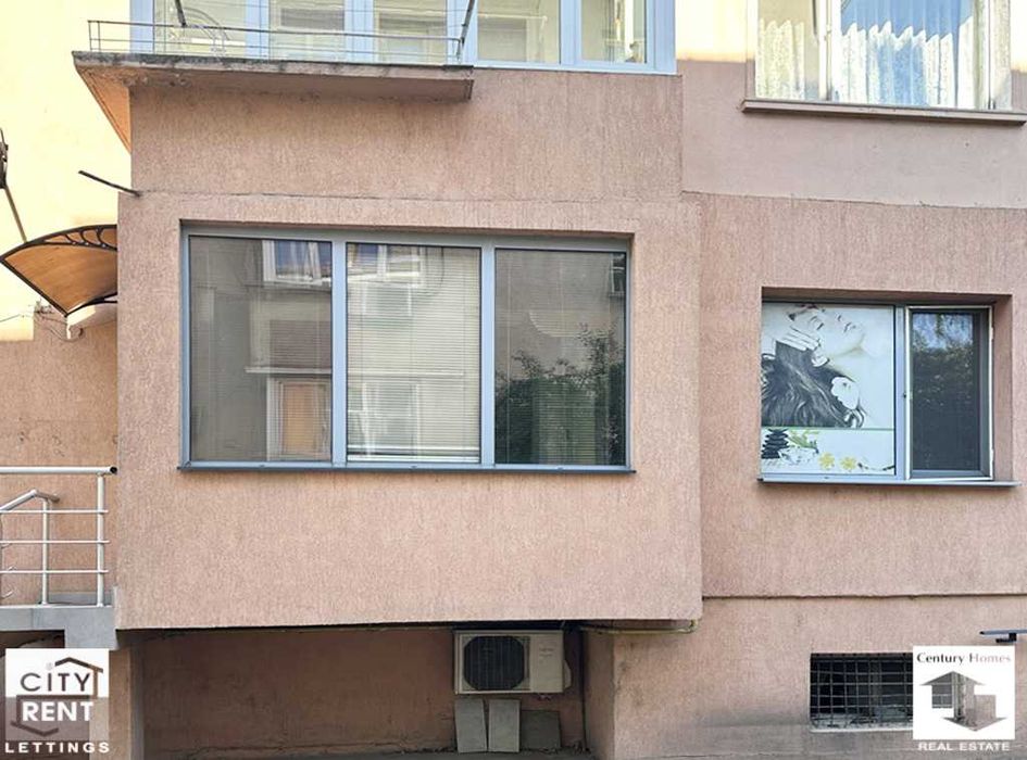 Дава се под наем Офис в Велико Търново, Център - 45 кв.м за 230 € - Снимка #6