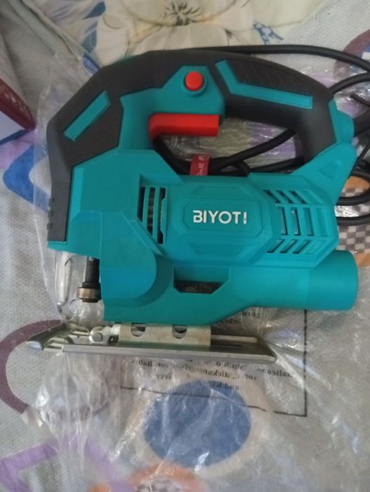 Продаём лобзик а