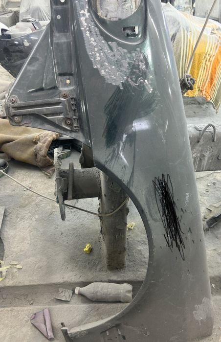 Крыло переднее Audi A6 C4