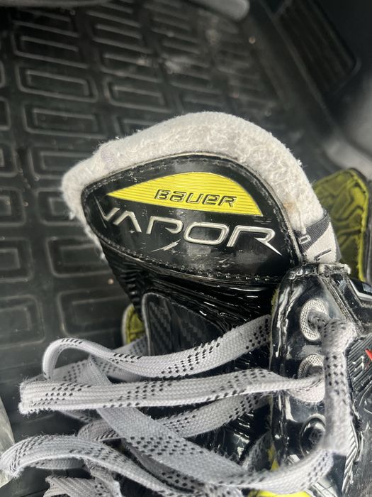Коньки полупрофессиональные Bauer