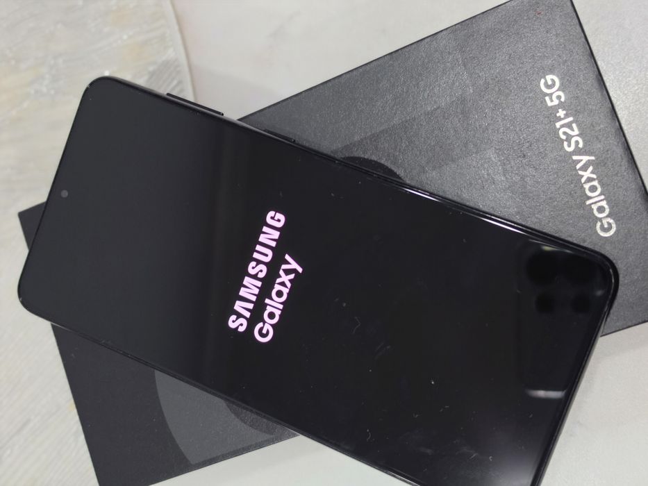 Samsung  Galaxy  S 21+  128гб