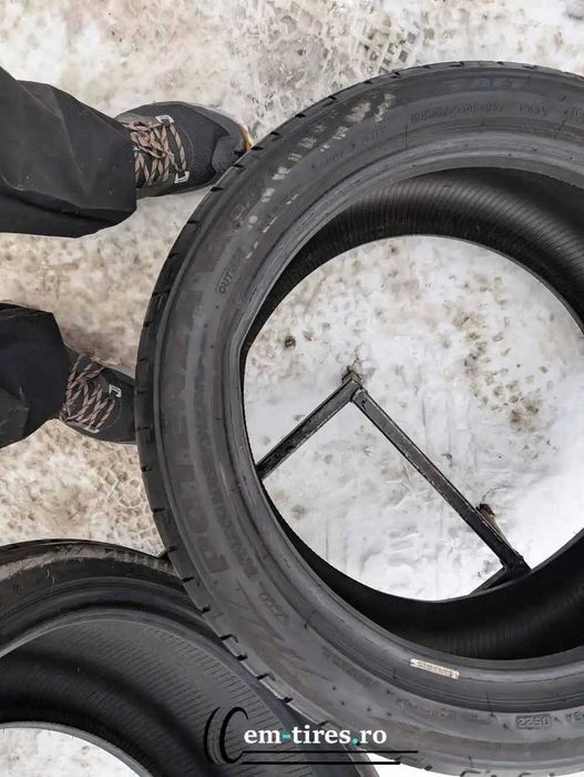 SET 2 Anvelope Vara 255/40 R18 BRIDGESTONE Potenza S001 95Y - Runflat