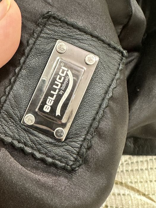 Кожанный педжак .