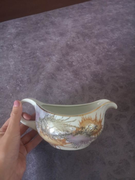 Порцеланов сервиз