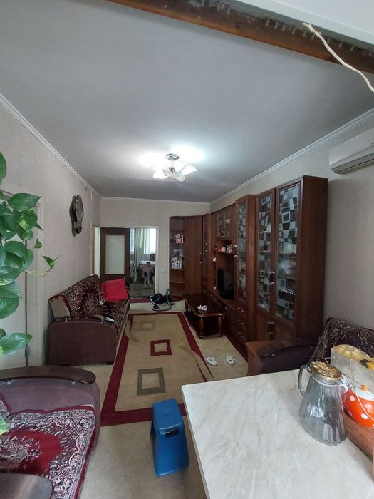Продаю 2/2/4 квартира Авиосозлар 4 Метро 2 бекат.