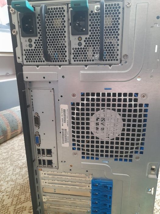 Сервер Intel, 2 процессора