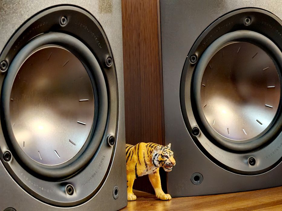 Mourdaunt Short Aviano 1. Boxe britanice nobile. Noi. Preț fix !