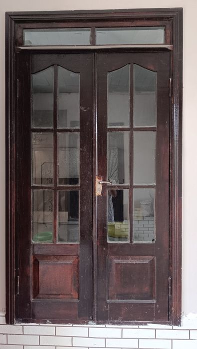 Дверь и окно эшик дераза