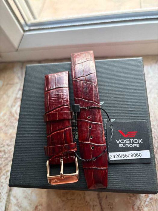 продавам чисто нов -  Vostok-Europe GAZ-14 Limousine - 2426/5609060