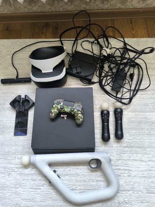Приставка Ps4 pro с Vr и играми