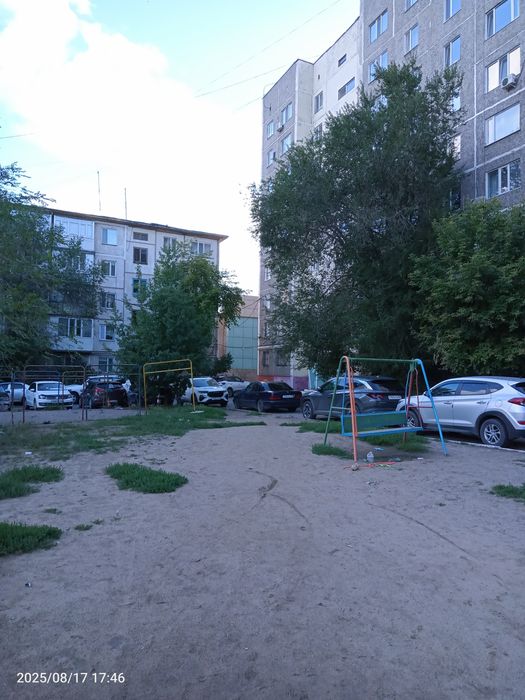 Сдаю- 2-х.ком.кв.на 5мкр.