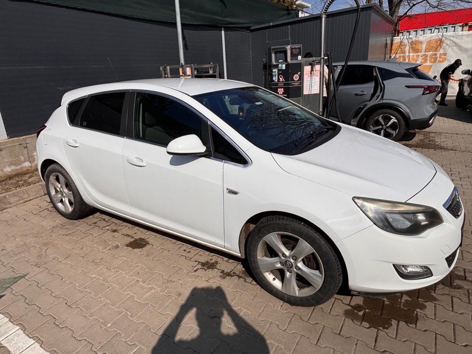 OPEL Astra 2012 — imagine 4