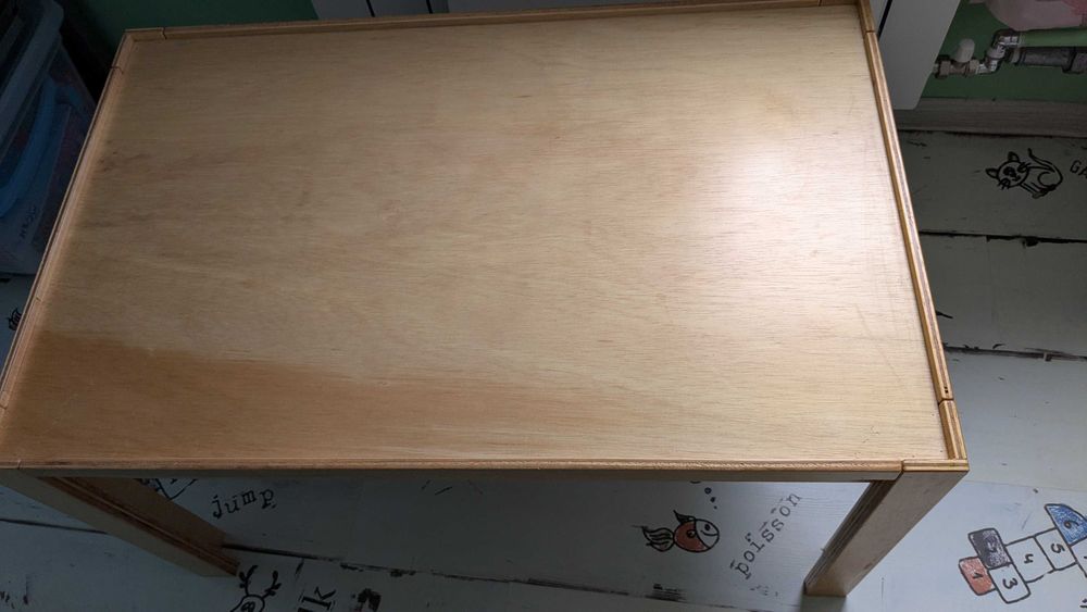 Детска маса по поръчка