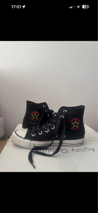 Converse purtate o singura data