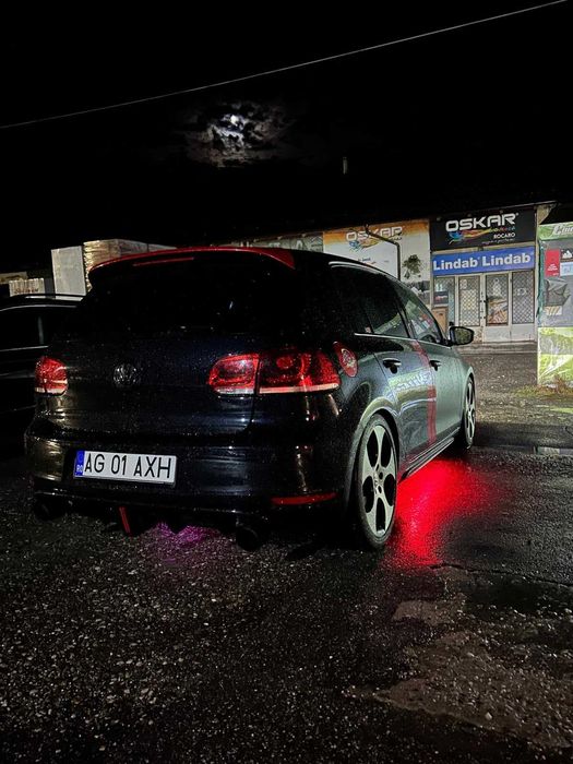 VOLKSWAGEN Golf 2011 — imagine 5