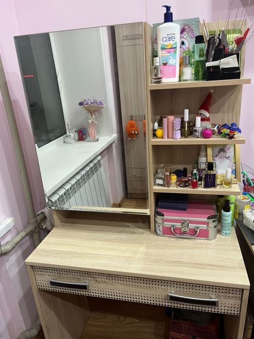 Продам недорого мебель