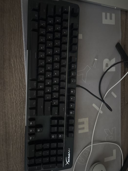 Hyperx allow  MKW100