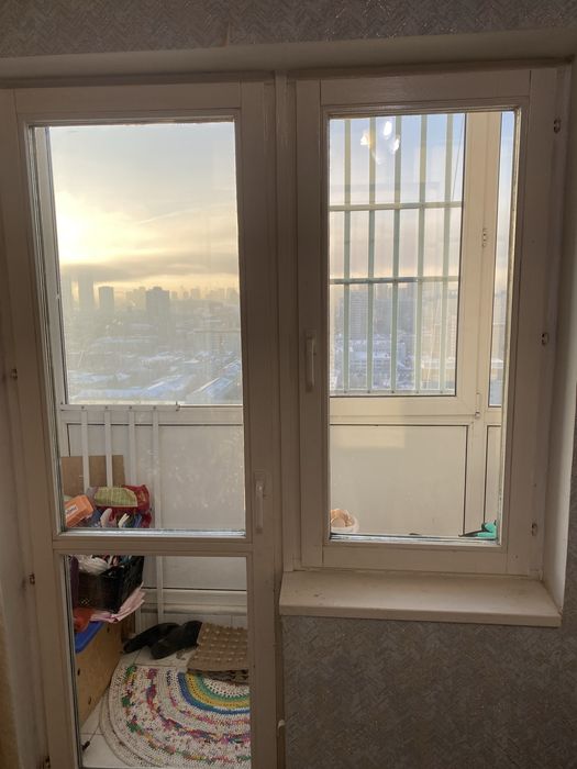 Отдам за вкусняшку деревянные рамы со стеклопакетами, самовывоз