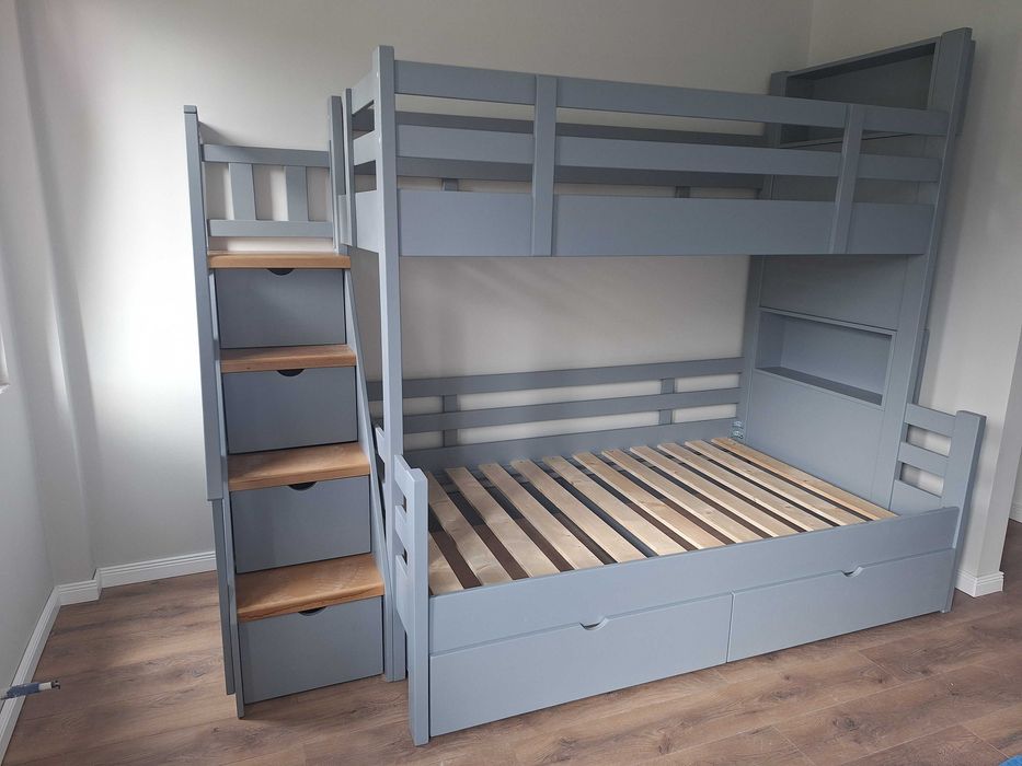 TRANSPORT GRATUIT.Pat supraetajat cu scara tip sertare.Cod 3539