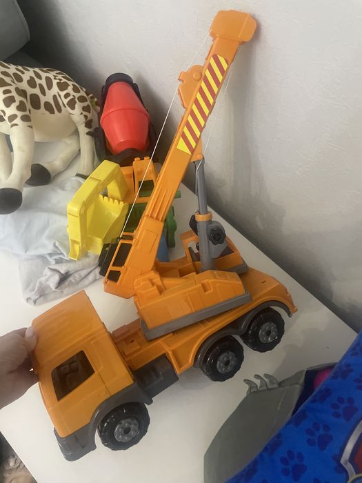 Продам большие машинки