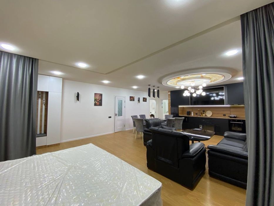 Продается квартира 3 комнатная 117 м² Яккасарайский район