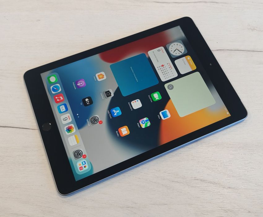 iPad 6 32 GB Wifi+Cellular