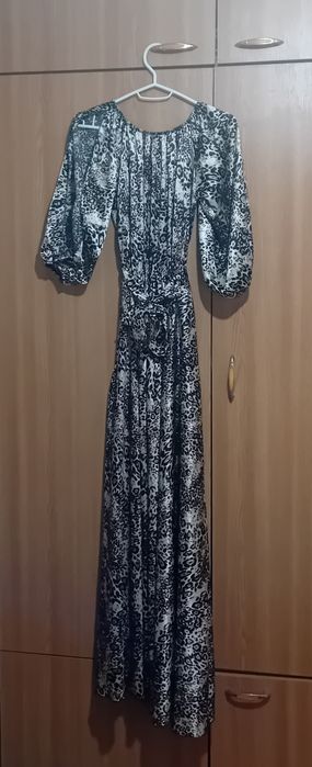 Rochii lungi pentru ocazii